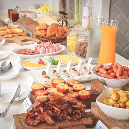 Maison De Camille Boutique Hotel Хошимин Экстерьер фото