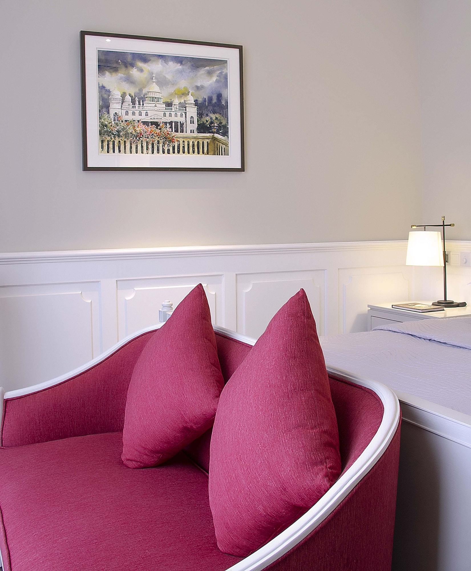 Maison De Camille Boutique Hotel Хошимин Экстерьер фото