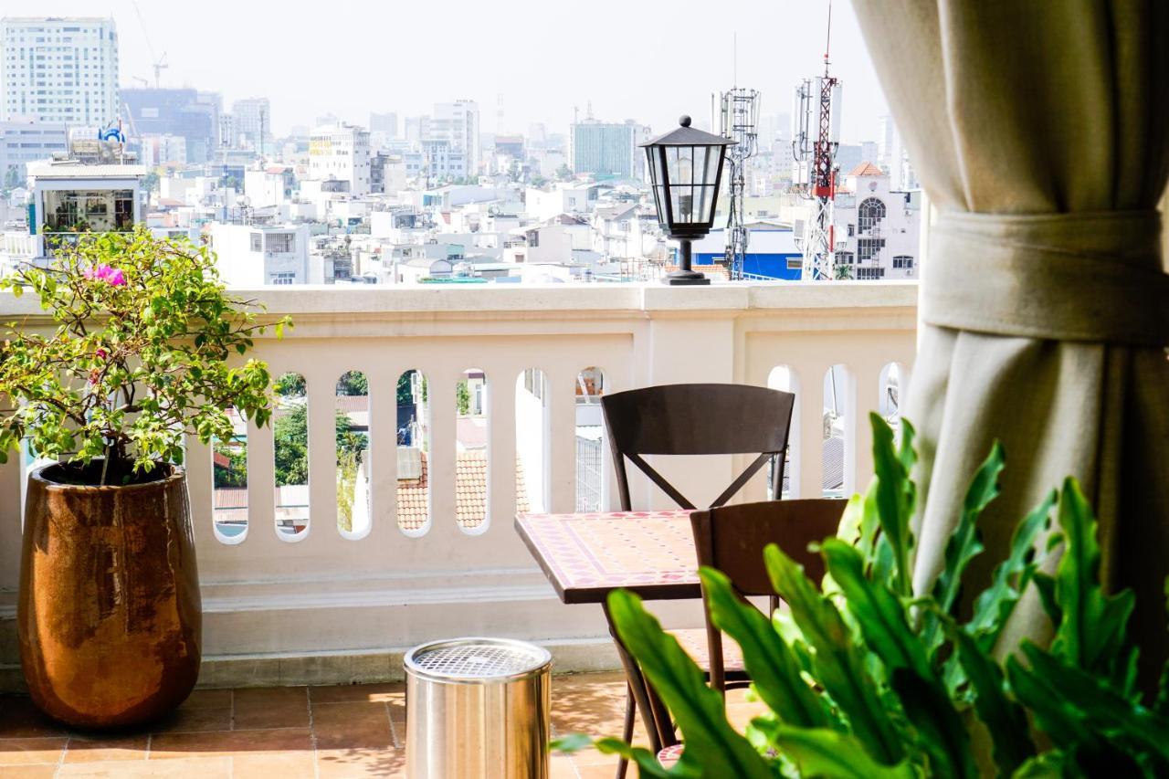 Maison De Camille Boutique Hotel Хошимин Экстерьер фото