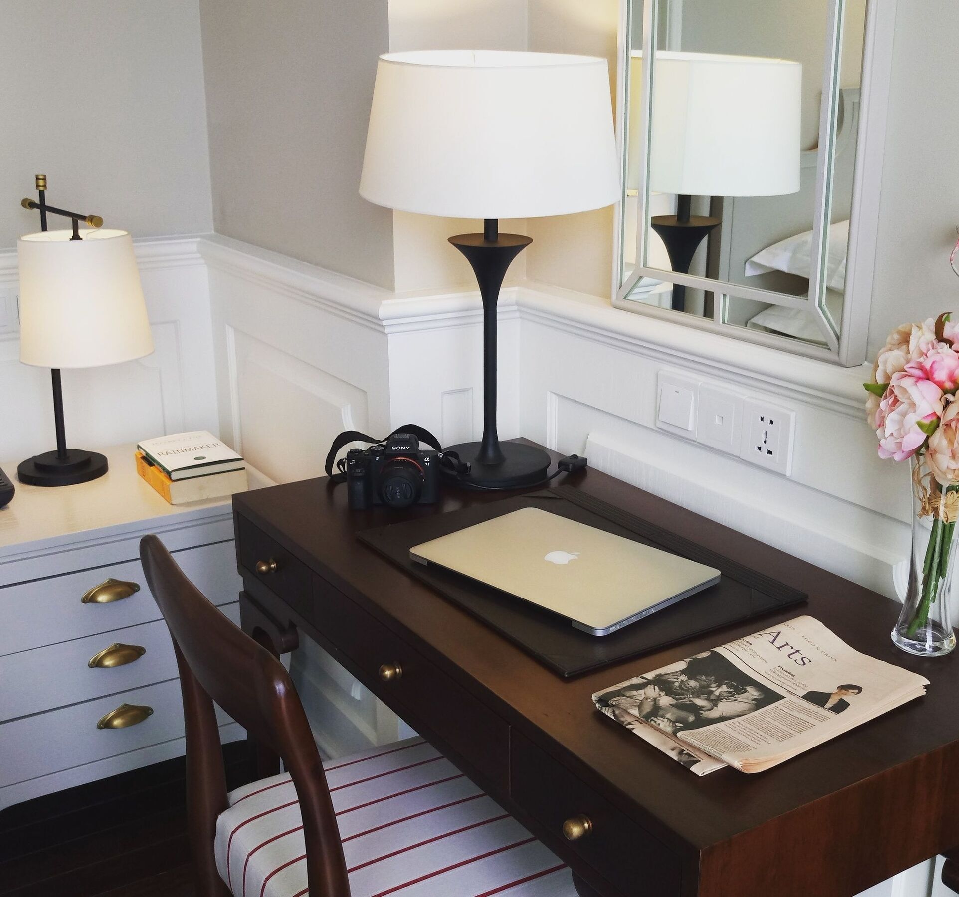 Maison De Camille Boutique Hotel Хошимин Экстерьер фото
